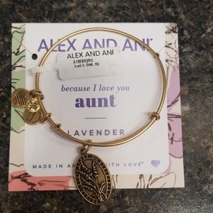 ALEX AND ANI Because I Love You, Aunt. Gold.